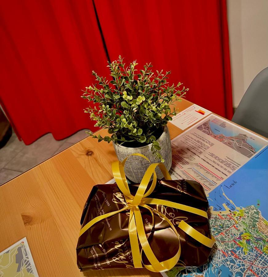 Punto Feliz Holiday House Apartment Наполи Екстериор снимка